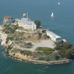 Media 'alcatraz-photo_1000578-770tall.jpg' in album 'Alcatraz Escape'